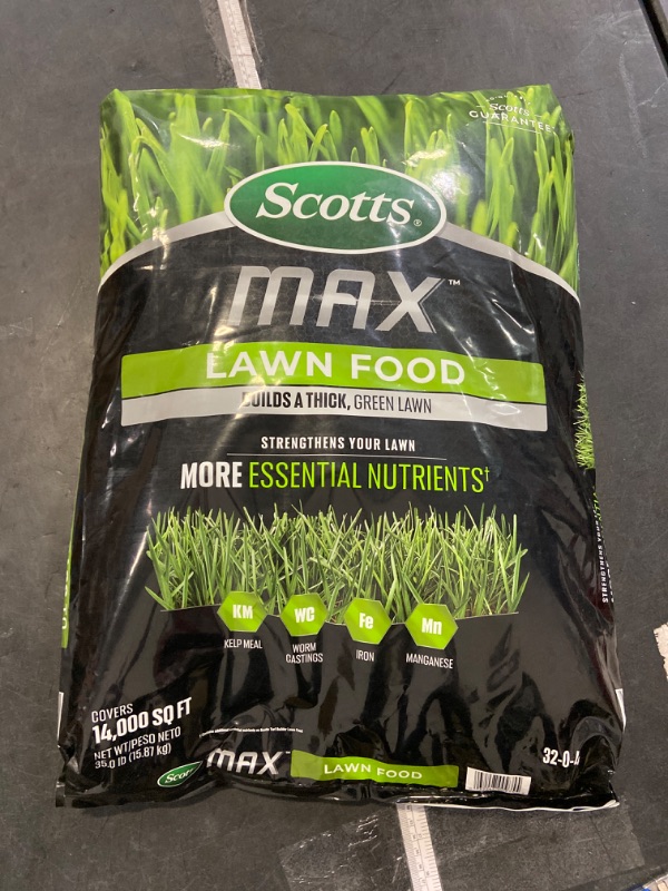 Photo 2 of Scotts® MAX™ Lawn Food

