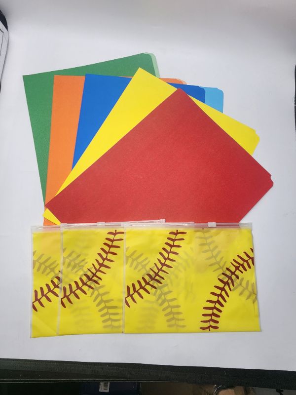 Photo 1 of 390 Pendaflex Two-Tone Colored Folders 78 Each Color & 45 Softball Multi Purpose Bags 