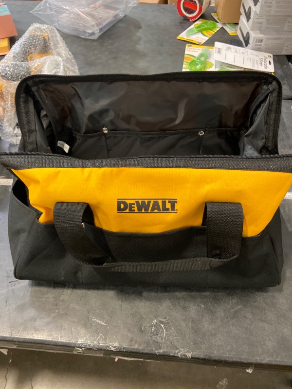 Photo 2 of Dewalt 18" Large Heavy Duty Contractor Tool New Bag in Bulk Packaging
