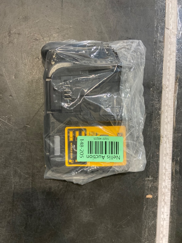 Photo 1 of DEWALT 20V MAX Battery Charger (DCB112)
