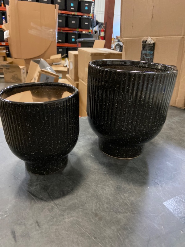 Photo 2 of Deco 79 Ceramic Indoor Outdoor Planter Speckled Small Planter Pot with Linear Grooves and Tapered Bases, Set of 2 Planters  8", 6"H, Black
