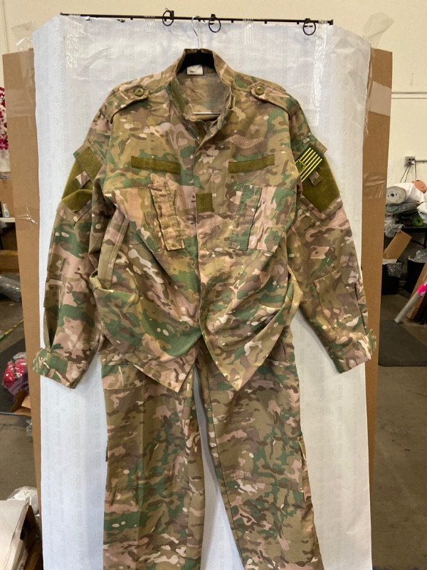 Photo 1 of (Top Size S) (Bottoms Size L) Faux Military Uniform MultiCam, For Costumes