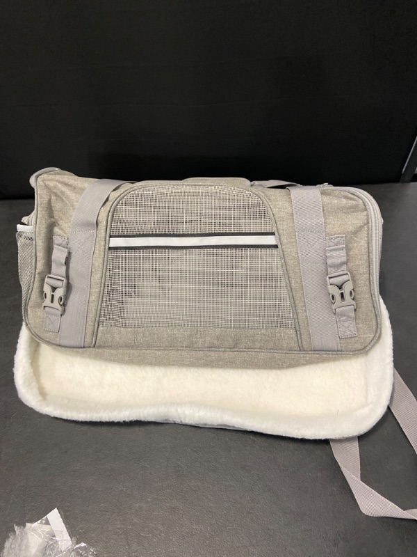 Photo 2 of Cat Bag pet Bag Amazon pet Supplies pet Handbag Breathable Foldable Out cat and Dog Out Bag (Grey)