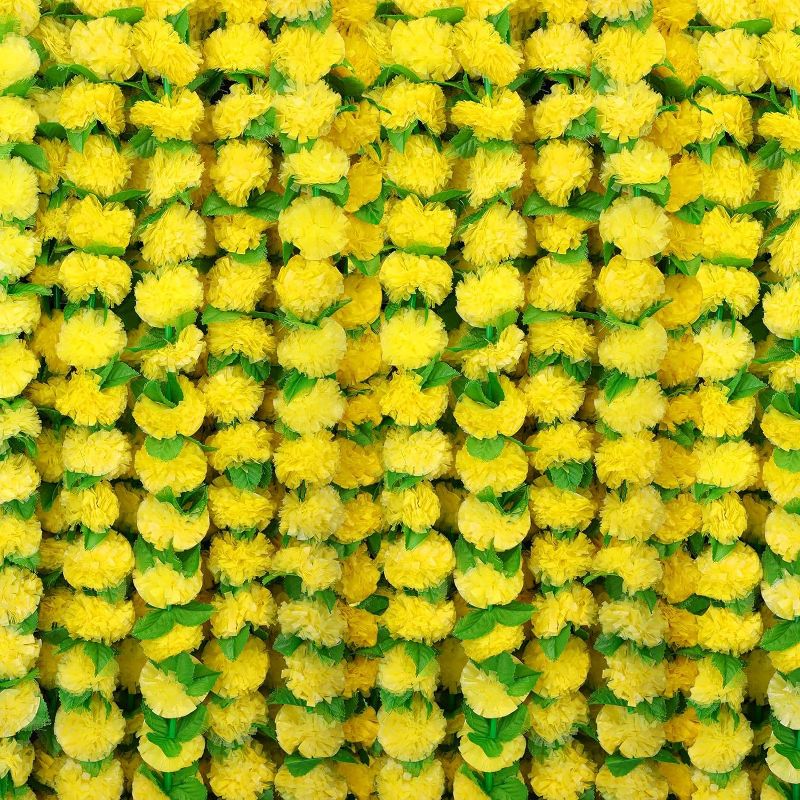 Photo 1 of 31 Pcs Marigold Garland with Green Leaves Decoration 153 ft Long Strands Artificial Marigold Flowers Indian Wedding Decorations for Pooja Christmas Christmas Diwali Party (Yellow)