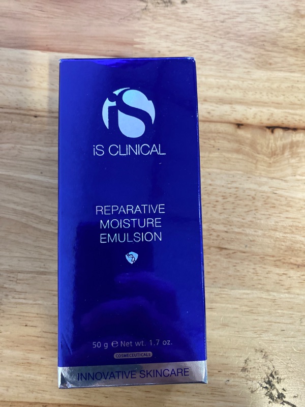 Photo 3 of iS CLINICAL Youth Eye Complex, Anti-Aging Brightening Under Eye Cream, Reduces Puffiness, Minimizes Wrinkle Appearance, Hydrates with Licorice Extract & Vitamins A, E, C, B6