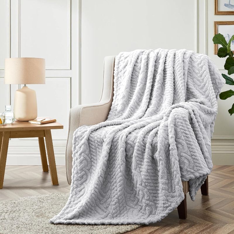 Photo 2 of Throw Blanket,Cable Pattern Decorative Soft Cozy Blanket for Couch Sofa,Light Weight Fleece Warm Throw Blanket for Bed,Grey