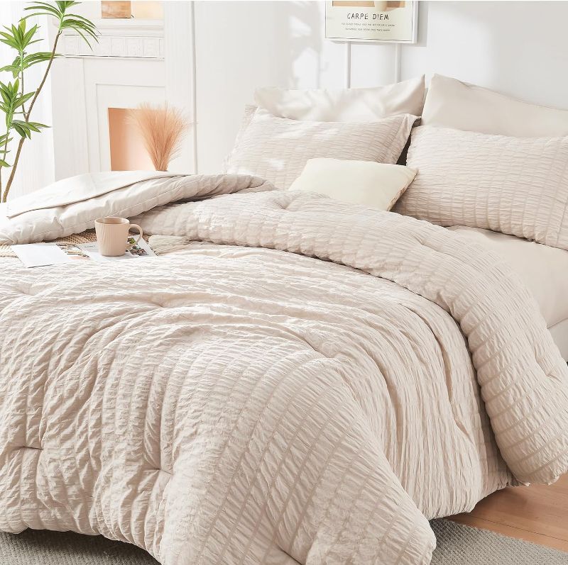 Photo 1 of Seersucker Kids' Comforter Cream/Beige Color 