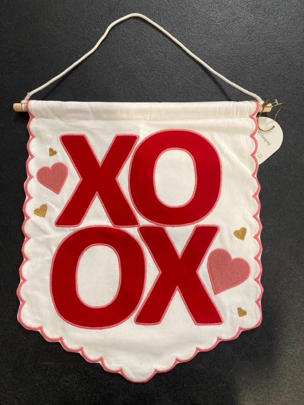 Photo 2 of New Valentine's Day Threshold XOXO Wall Hanging