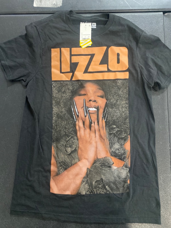 Photo 2 of Men's Lizzo Short Sleeve Graphic T-Shirt - Black S