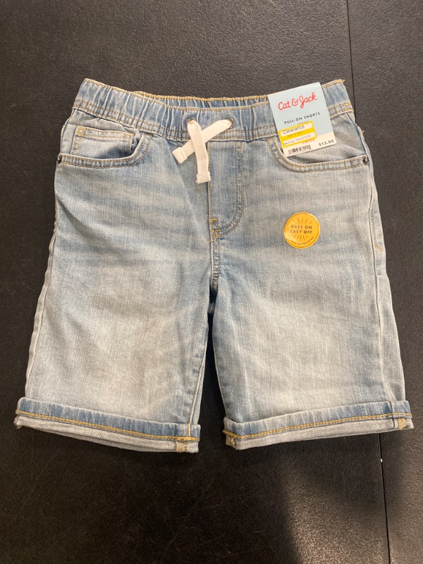 Photo 2 of Boys' Classic 'at the Knee' Pull-on Shorts - Cat & Jack™ Light Wash S