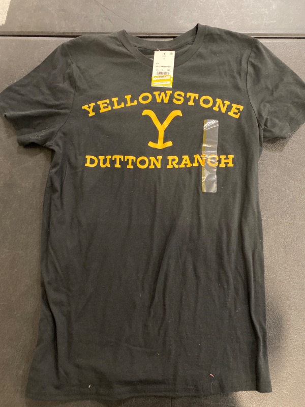 Photo 2 of Men's Yellowstone Logo Short Sleeve Graphic T-Shirt - Black S