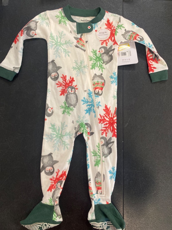 Photo 2 of (6-9 M) Burt's Bees Baby® Baby Organic Cotton Snug Fit Snowflakes and Penguins Footed Pajama - Off-White