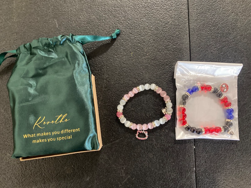 Photo 1 of Matching Spider Bracelets for Couples Best Friend, Christmas Matching Heart Charm Bracelets Gifts for Couples Friends Spider Friendship Jewelry to Sister Bestie Long Distance Gift for Bf Gf