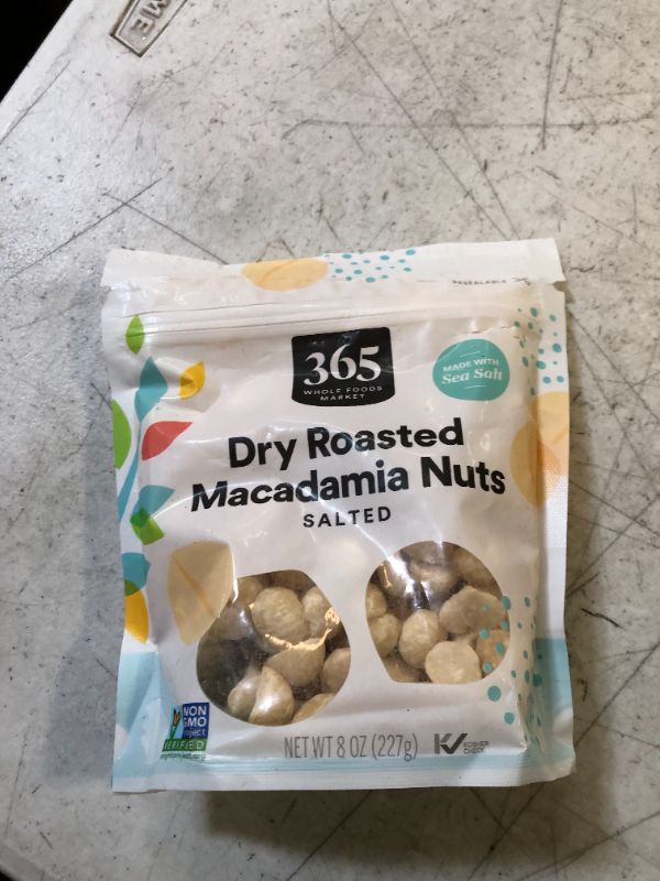 Photo 2 of 365 by Whole Foods Market, Roasted And Salted Macadamia Nuts, 8 Ounce EXP 10/26/23