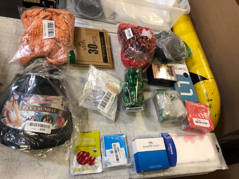 Photo 1 of 15 PCS MISC. ITEMS BAG LOT
