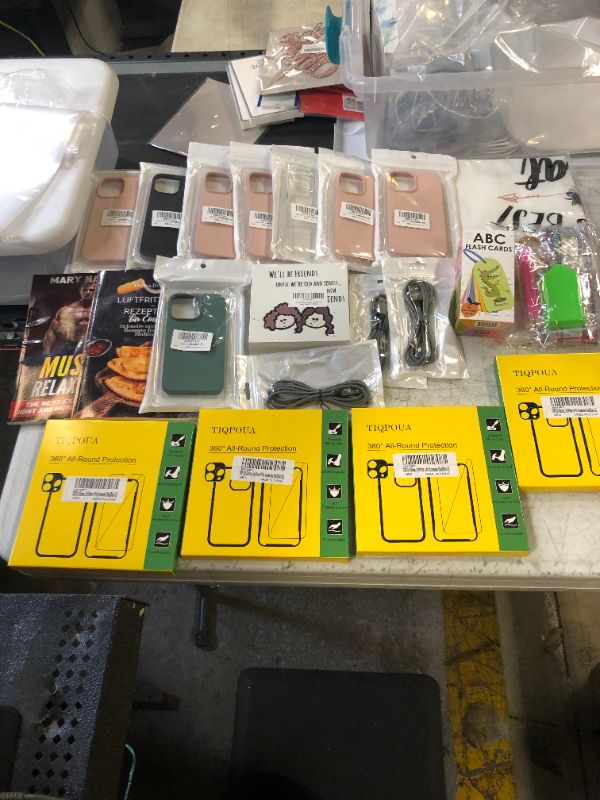 Photo 1 of 21 PCS MISC. ITEMS BAG LOT