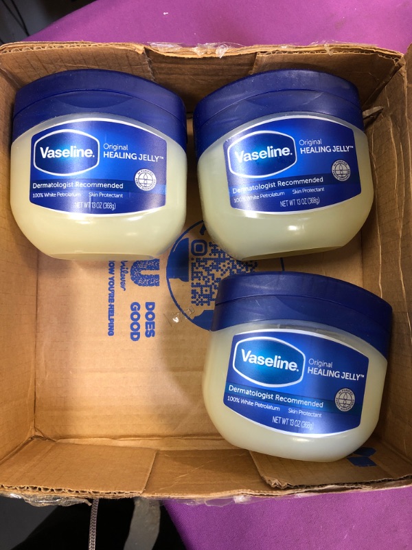 Photo 1 of 3 sets of vaseline 