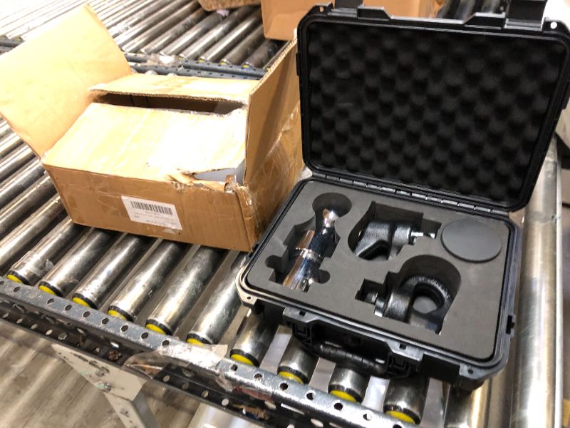 Photo 1 of 60692 Puck System Gooseneck Hitch Kit, 30,000lbs Load Capacity, 2-5/16-Inch Ball. Compatible with Ford F250 F350 F450,Chevrolet Silverado 2500 HD 3500 HD,GMC Sierra 2500 HD 3500 HD.