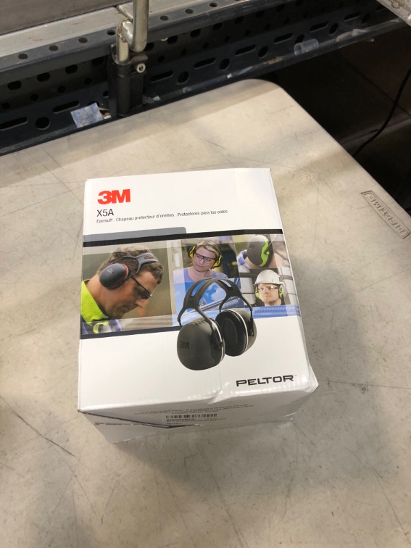 Photo 1 of 3M Personal Protective Equipment Standard Nrr 31 Db, Black, One Size Fits Most Black Nrr 31 Db Ear Muffs