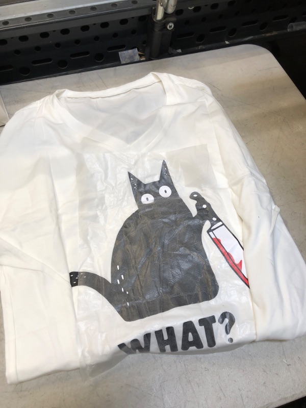 Photo 1 of 

HALLOWEEN CAT SHIRT ( SIZE:MED) 


