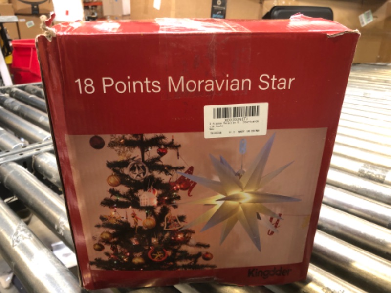 Photo 3 of 3 Pieces Moravian Star Light 3D LED Star Hanging Light Powered by Battery with Timer Function White Porch Light Holiday Decoration for Indoor Outdoor Christmas Trees Balconies Courtyards (18 Inch) 3 18 Inch