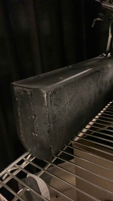 Photo 1 of JBL CBT CONSTANT BAND TECHNOLOGY SOUND BAR MODEL CBT 100LA-1 WITH WALL MOUNT