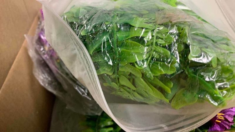 Photo 1 of FLORAL ARRANGEMENTS MATERIALS