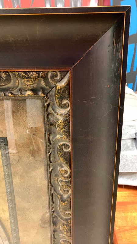 Photo 1 of LARGE CLOCK WALL DECOR 50” X 50”