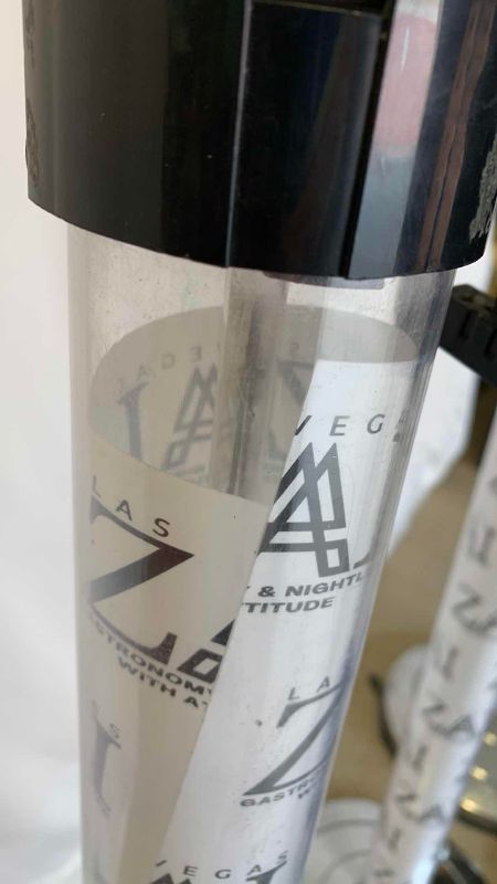 Photo 1 of 3 USB LIGHTED AND 3 REGULAR STANCHIONS