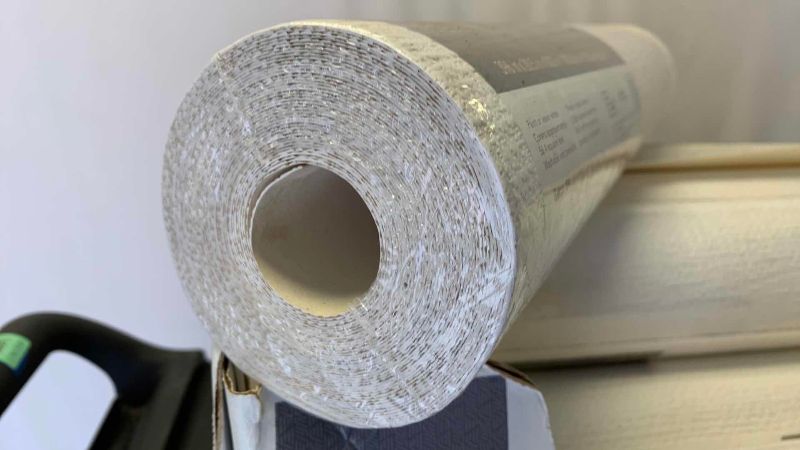 View 5 of 5 1/2 ROLLS OF TEXTURIZED PAINTABLE WALLPAPER EACH ROLL COVERS 56.4?SQUARE FEET