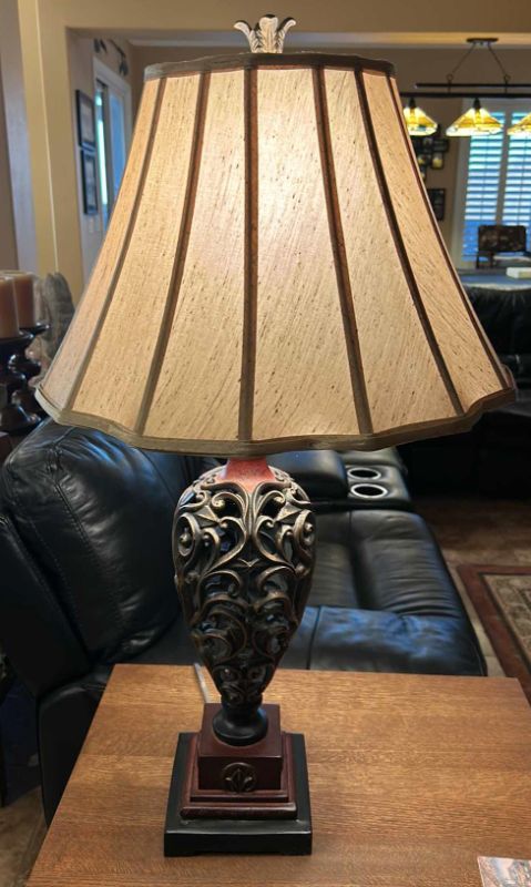 Photo 1 of 3’ TABLE LAMP WITH SCALLOPED SHADE