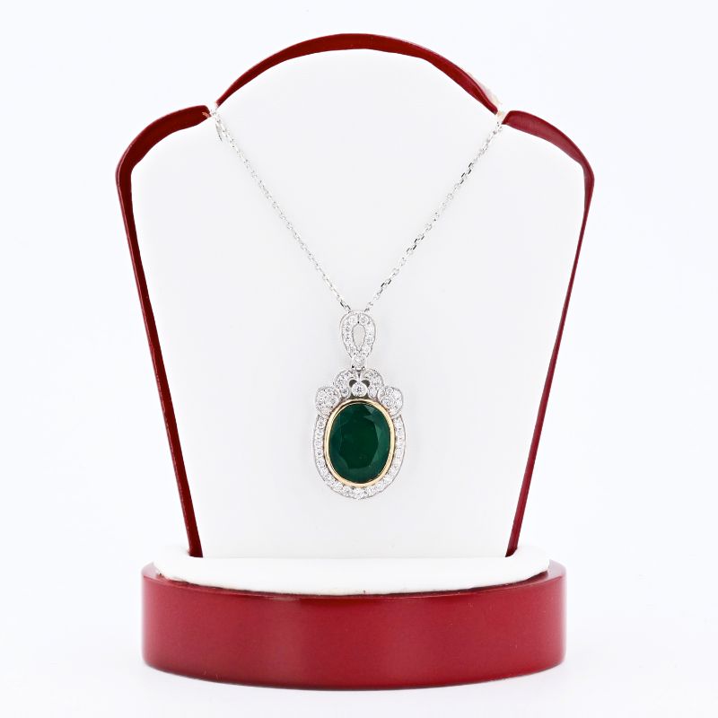 Photo 2 of 5.62ct Emerald and 0.60ctw Diamond 18K White Gold Pendant/Necklace W/MSRP APPRAISAL NK013785
