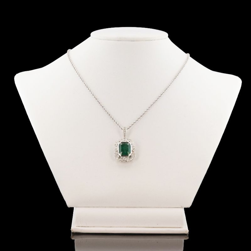 Photo 1 of 4.60ct Emerald and 0.61ctw Diamond Platinum Pendant (GIA CERTIFIED) W/MSRP APPRAISAL NK014854
