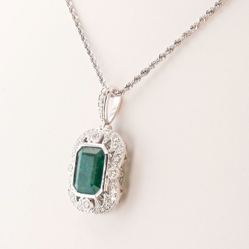 Photo 2 of 4.60ct Emerald and 0.61ctw Diamond Platinum Pendant (GIA CERTIFIED) W/MSRP APPRAISAL NK014854
