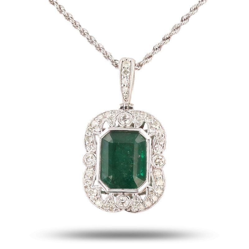 Photo 3 of 4.60ct Emerald and 0.61ctw Diamond Platinum Pendant (GIA CERTIFIED) W/MSRP APPRAISAL NK014854
