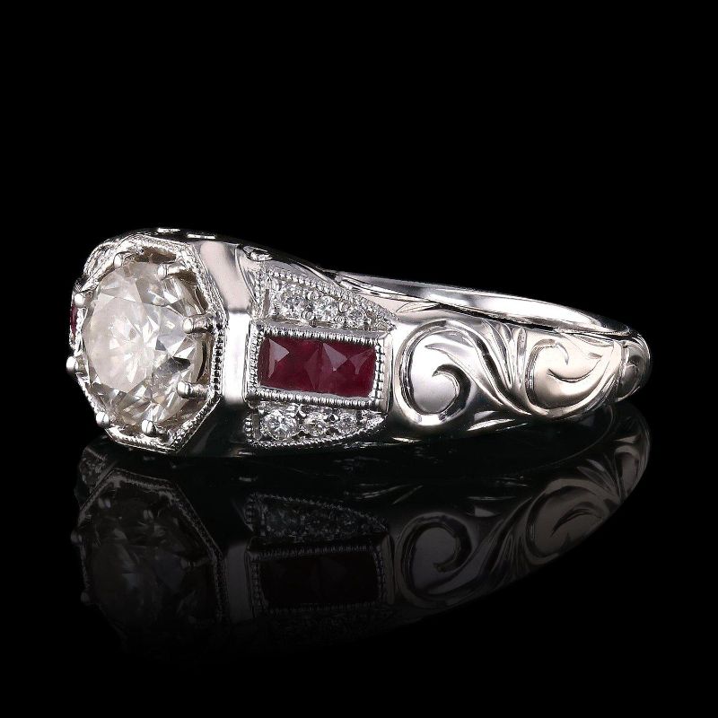 Photo 3 of 0.81ct VS2 CLARITY CENTER Diamond and 0.26ct Ruby 18K White Gold Ring (APPROX SIZE 6-7) W/MSRP APPRAISAL RN022657
