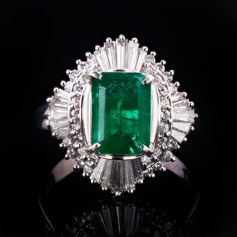 Photo 3 of 2.50ct Emerald and 1.04ctw Diamond Platinum Ring(APPROX SIZE 6-7)  W/MSRP APPRAISAL RN019453
