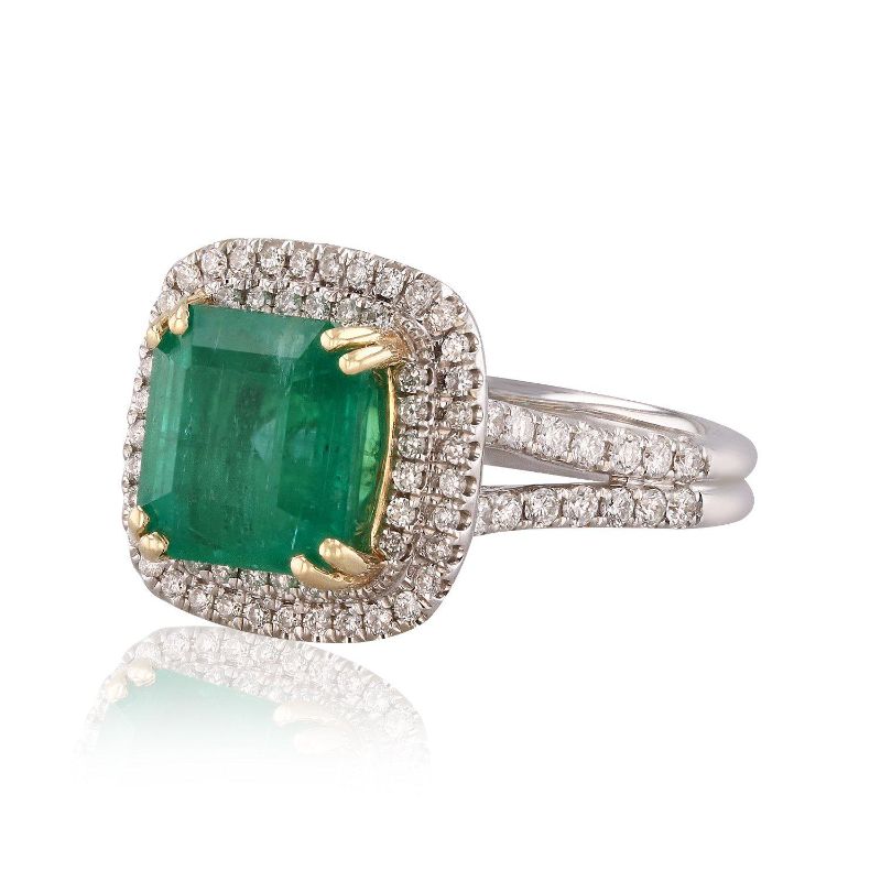 Photo 1 of 3.74ct Emerald and 0.64ctw Diamond 18KT White Gold Ring (GIA CERTIFIED)(APPROX SIZE 6-7)  W/MSRP APPRAISAL RN024458
