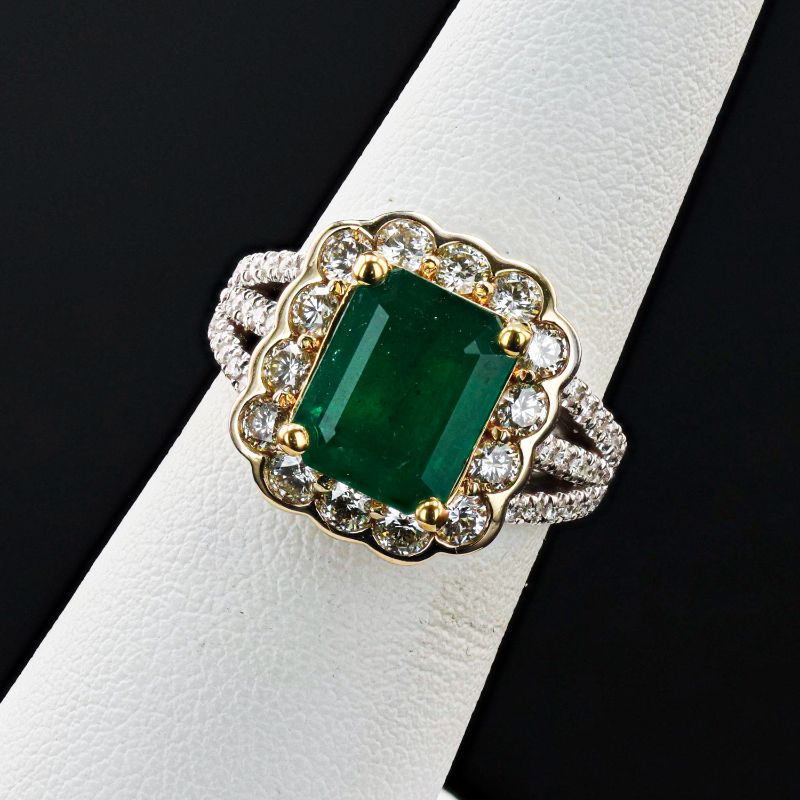 Photo 2 of 2.81ct Emerald and 1.02ctw Diamond 18K Yellow and White Gold Ring (GIA CERTIFIED) (APPROX SIZE 6-7) W/MSRP APPRAISAL RN032946
