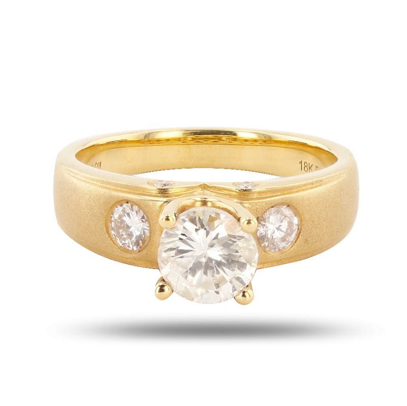 Photo 1 of 0.97ct SI2 CLARITY CENTER Diamond 18K Yellow Gold Ring (1.26ctw Diamonds) (APPROX SIZE 6-7) RN021599
