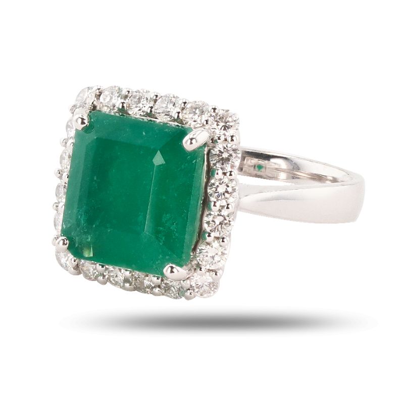 Photo 3 of 6.34ct Emerald and 0.94ctw Diamond 18K White Gold Ring (APPROX SIZE 6-7) RN032265
