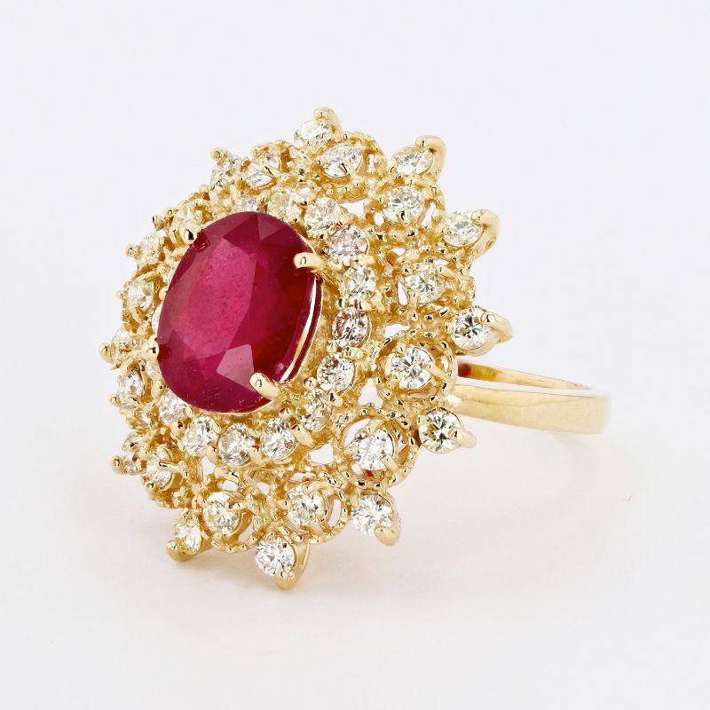 Photo 2 of 4.25ct Ruby and 1.37ctw Diamond 14K Yellow Gold Ring (APP SIZE 6-7) W/MSRP APPRAISAL RN030138
