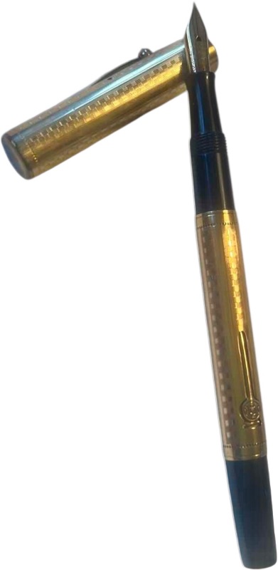 Photo 1 of VINTAGE WATERMAN 552 1/2 FOUNTAIN PEN, FEATURING A SOLID 14K GOLD OVERLAY