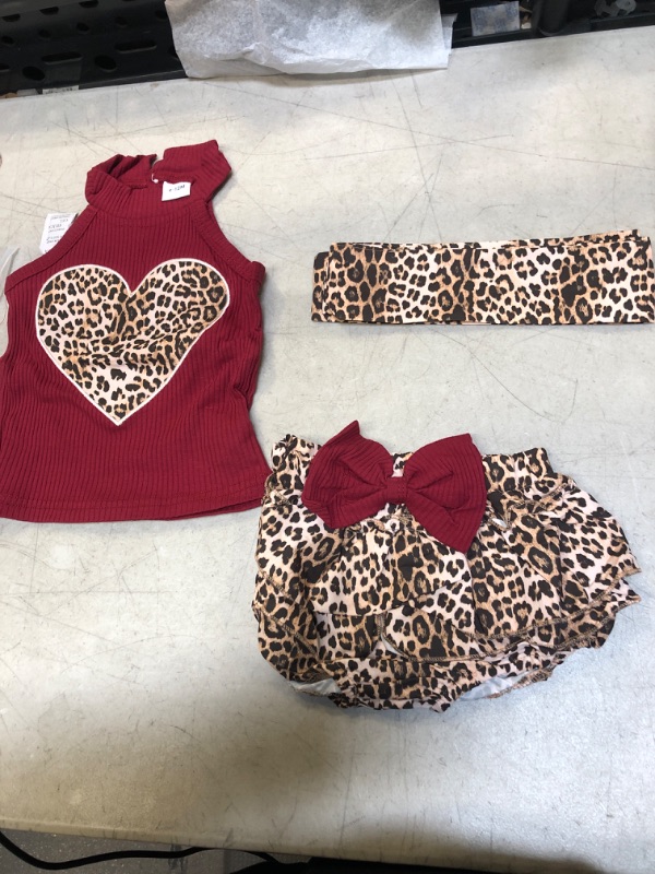 Photo 1 of Baby Girl 3 Piece Outfit 9-12m