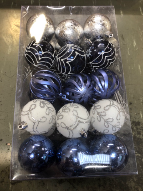 Photo 2 of 30PCS 2.36IN Christmas Tree Ornaments Assorted Pendant Shatterproof Ball Ornament Set Seasonal Decorations with Reusable Hand-Help Gift Boxes Ideal for Xmas, Holiday Party (White/Blue)
