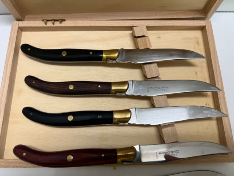 Photo 10 of VINTAGE LUXURY LAGUIOLE STYLE DE VIES FRENCH KNIVES IN CASE