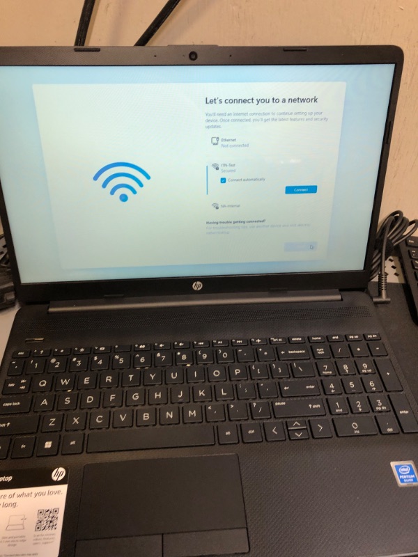 Photo 2 of HP 15.6" Laptop, Intel Pentium Silver N5030, 4GB RAM, 128GB SSD, Jet Black, Windows 11 Home in S Mode, 15-dw1783wm
(NEW , NEEDS TO BE SET UP)