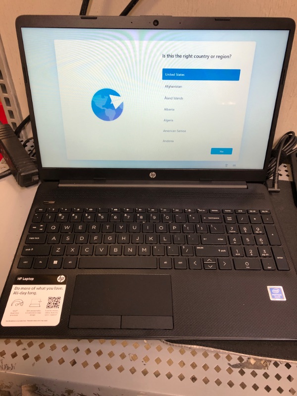 Photo 3 of HP 15.6" Laptop, Intel Pentium Silver N5030, 4GB RAM, 128GB SSD, Jet Black, Windows 11 Home in S Mode, 15-dw1783wm
(NEW , NEEDS TO BE SET UP)