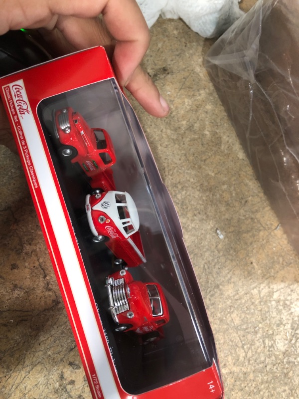 Photo 1 of 1/72 Classic Pickups Set (1948 Ford F1 Pickup, 1962 Volkswagen T1 Pickup & 1953 Chevrolet 3100 Pickup)