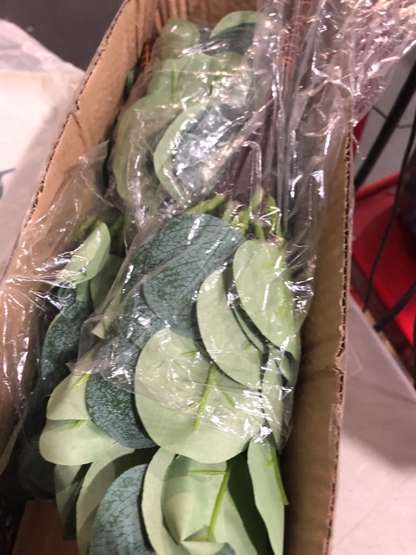 Photo 2 of 90 Pcs 3 Kinds Mixed Eucalyptus Leaves Stems Bulk Artificial Silver Dollar Eucalyptus Leaves Picks Dried Eucalyptus Bundle Faux Spray for Wedding Vase Bouquet Floral Arrangement Decor (Green) Green 90